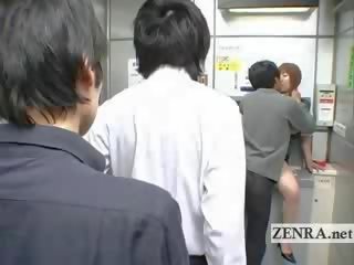 Bizarní japonská zveřejnit kancelář nabídek prsatá ústní špinavý film bankomat