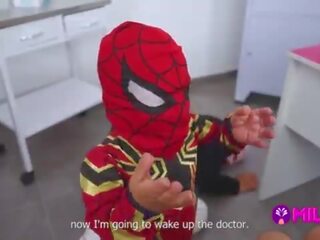 Naylon spider-man defeats clinics thief ve sıcak maryam berbat onun cock&period;&period;&period; hero veya villain&quest;